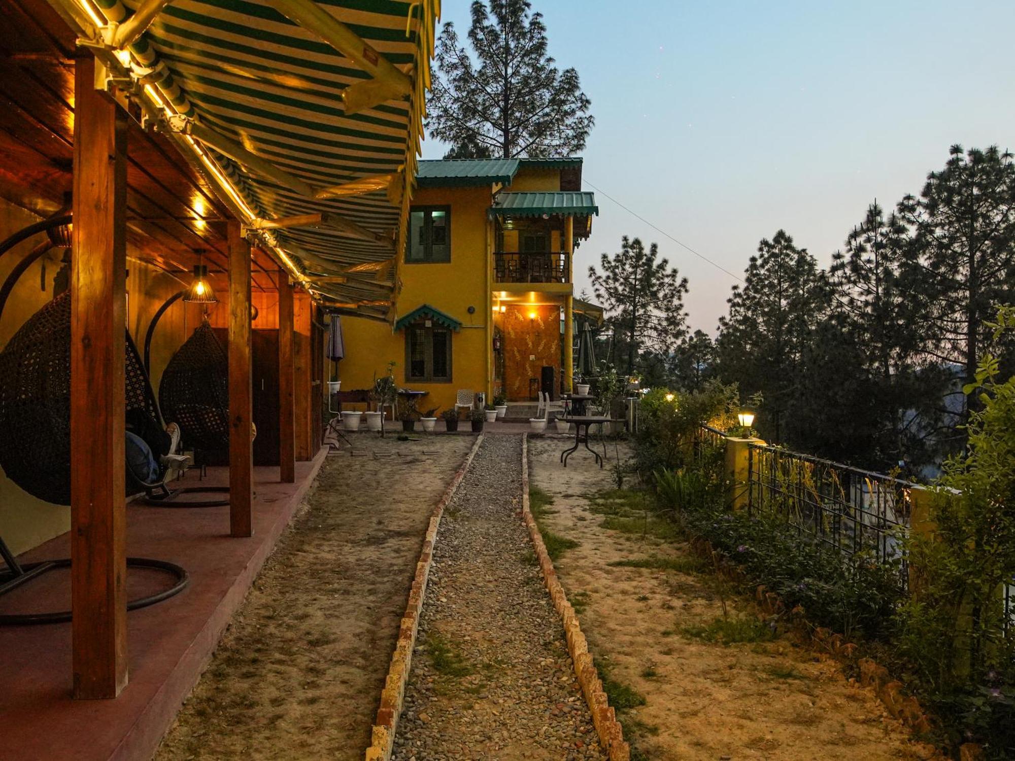 Hotel Thehimalayanliving Whistling Pines Mukteshwar Esterno foto