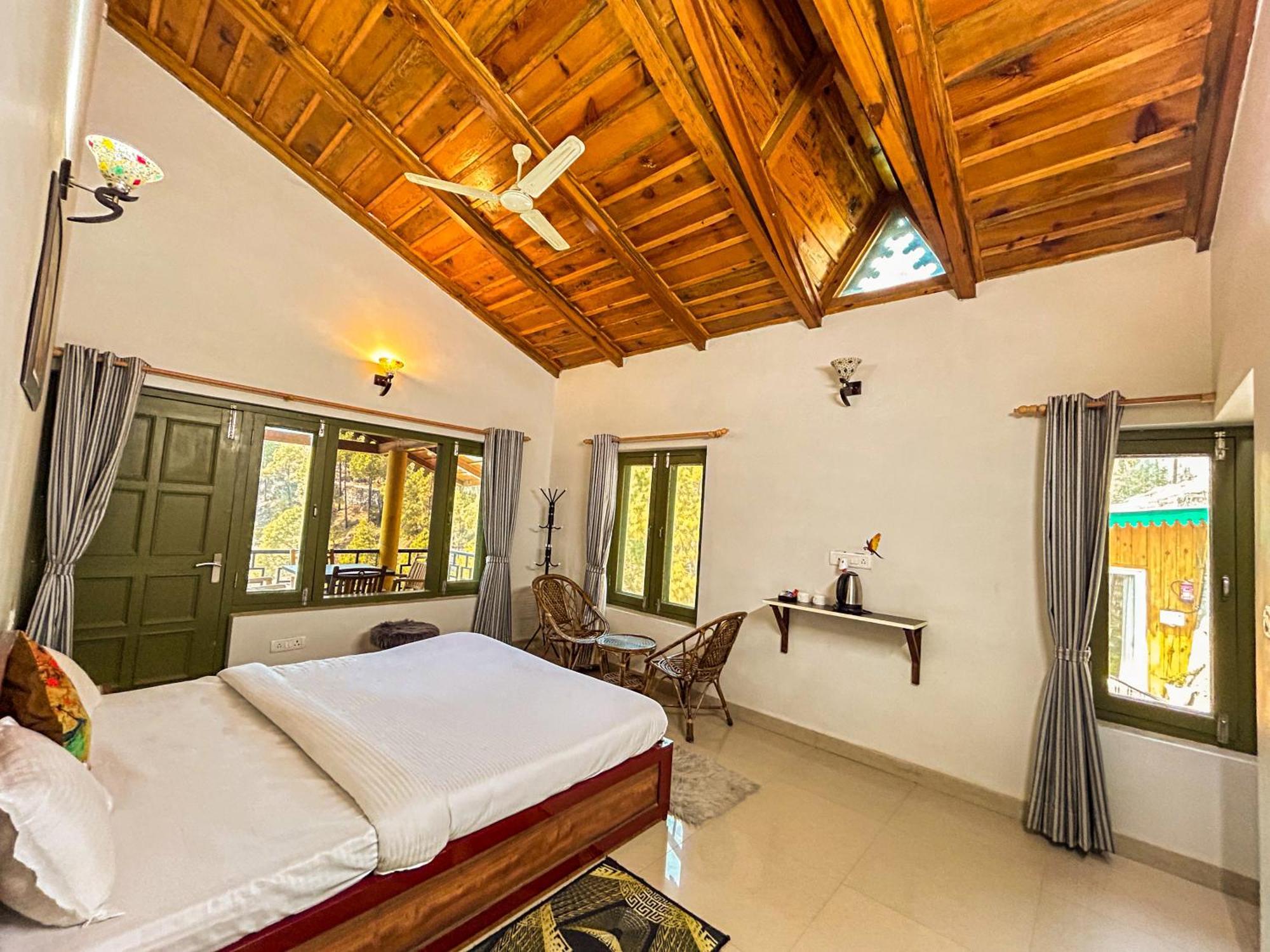 Hotel Thehimalayanliving Whistling Pines Mukteshwar Esterno foto