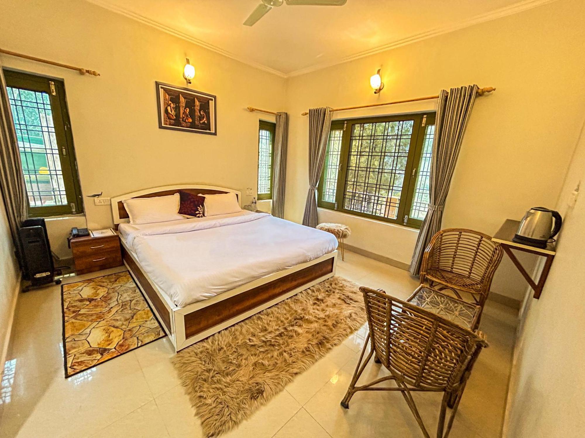 Hotel Thehimalayanliving Whistling Pines Mukteshwar Esterno foto