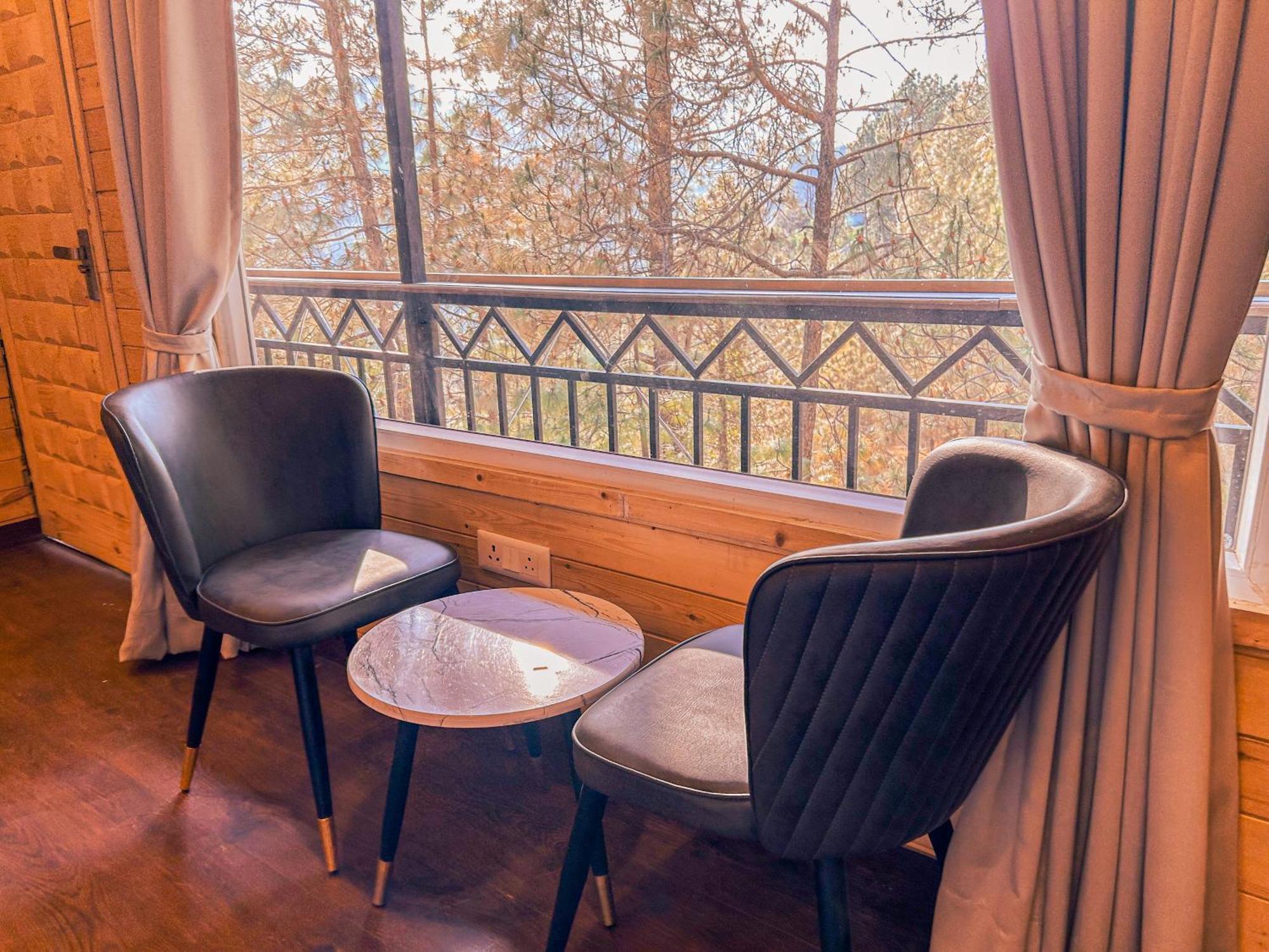 Hotel Thehimalayanliving Whistling Pines Mukteshwar Esterno foto