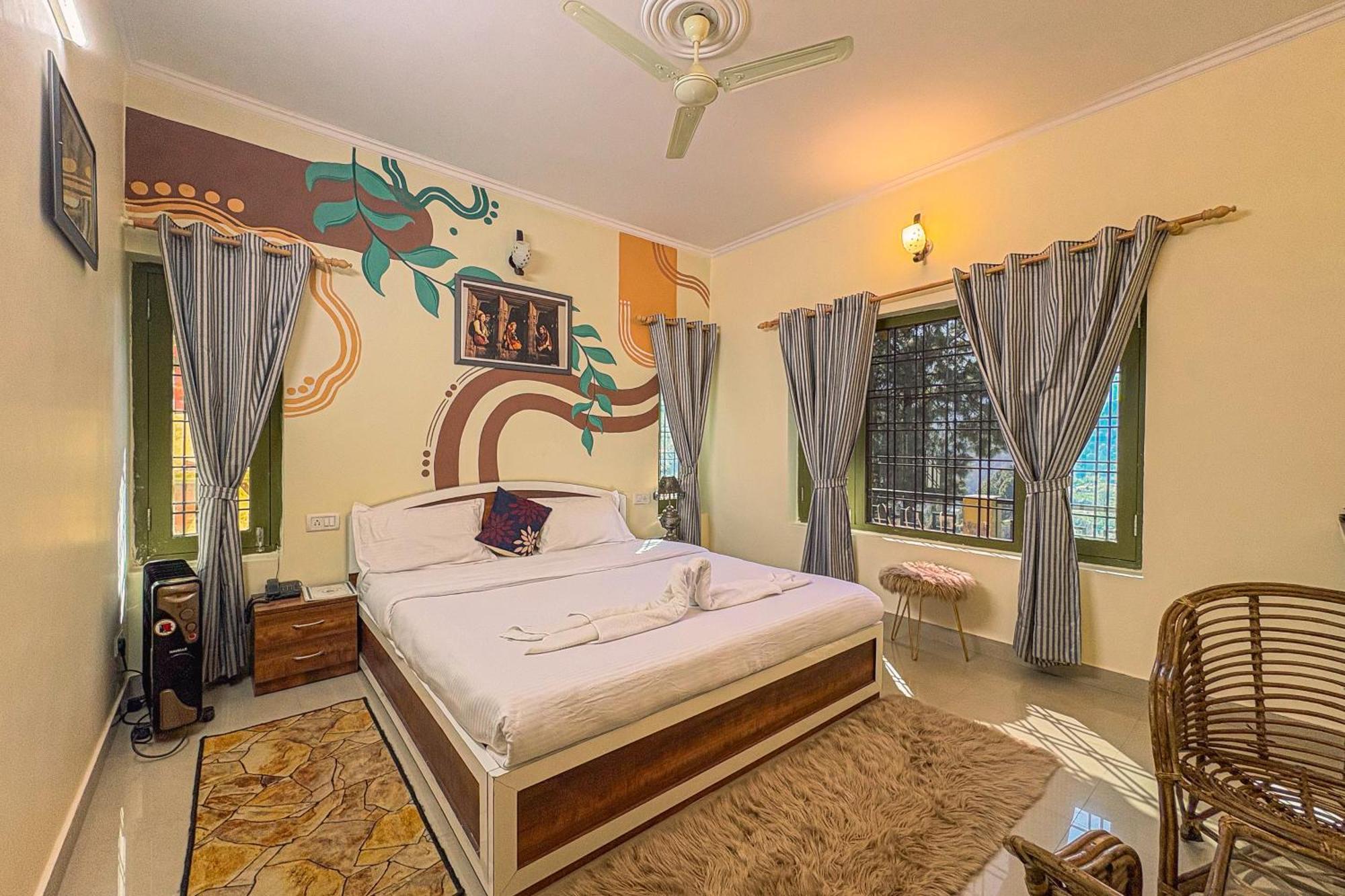 Hotel Thehimalayanliving Whistling Pines Mukteshwar Esterno foto