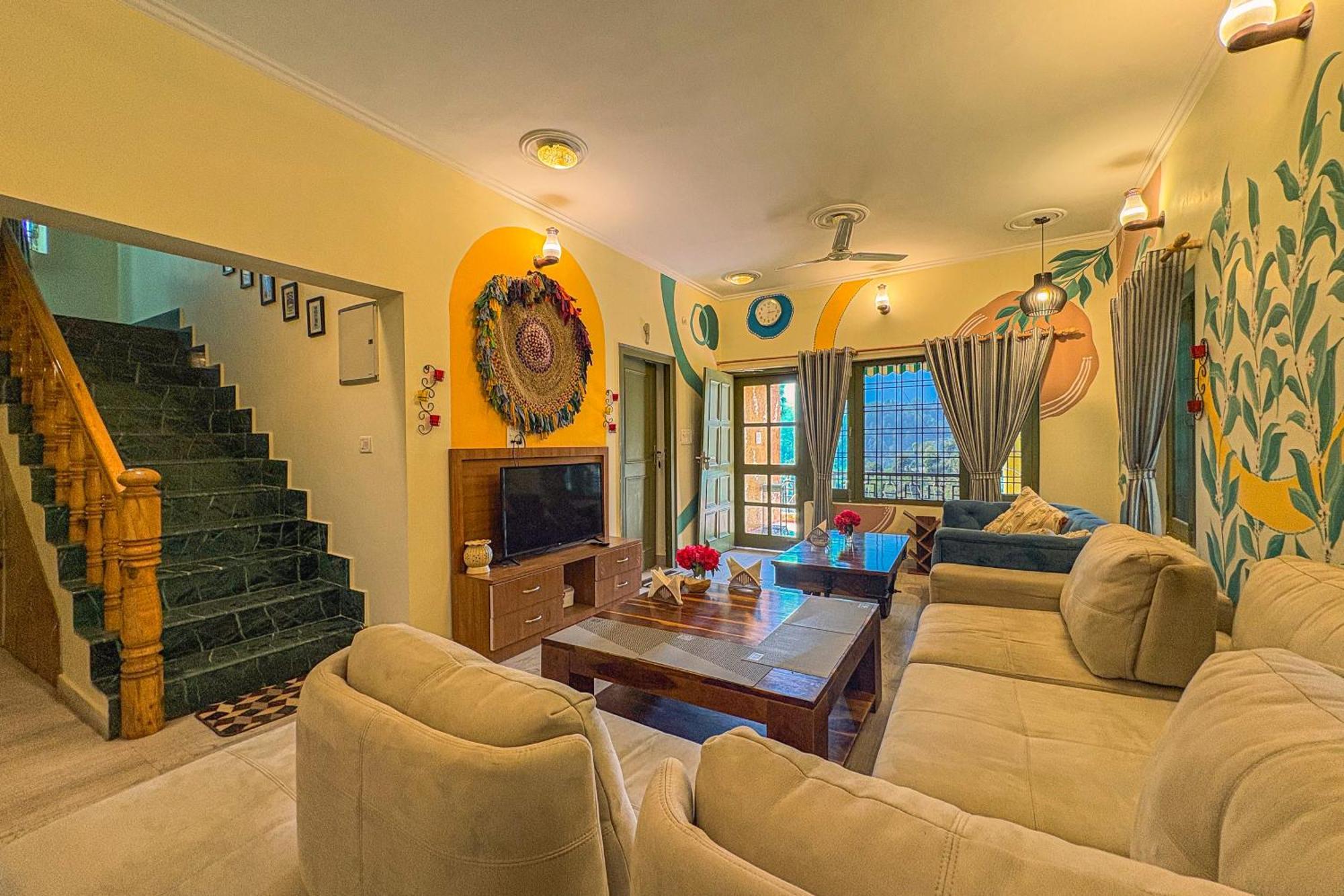Hotel Thehimalayanliving Whistling Pines Mukteshwar Esterno foto